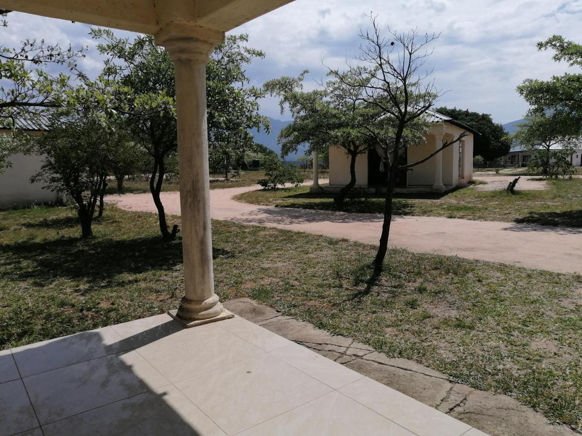 Moholoholo Lodge Acornhoek ภายนอก รูปภาพ
